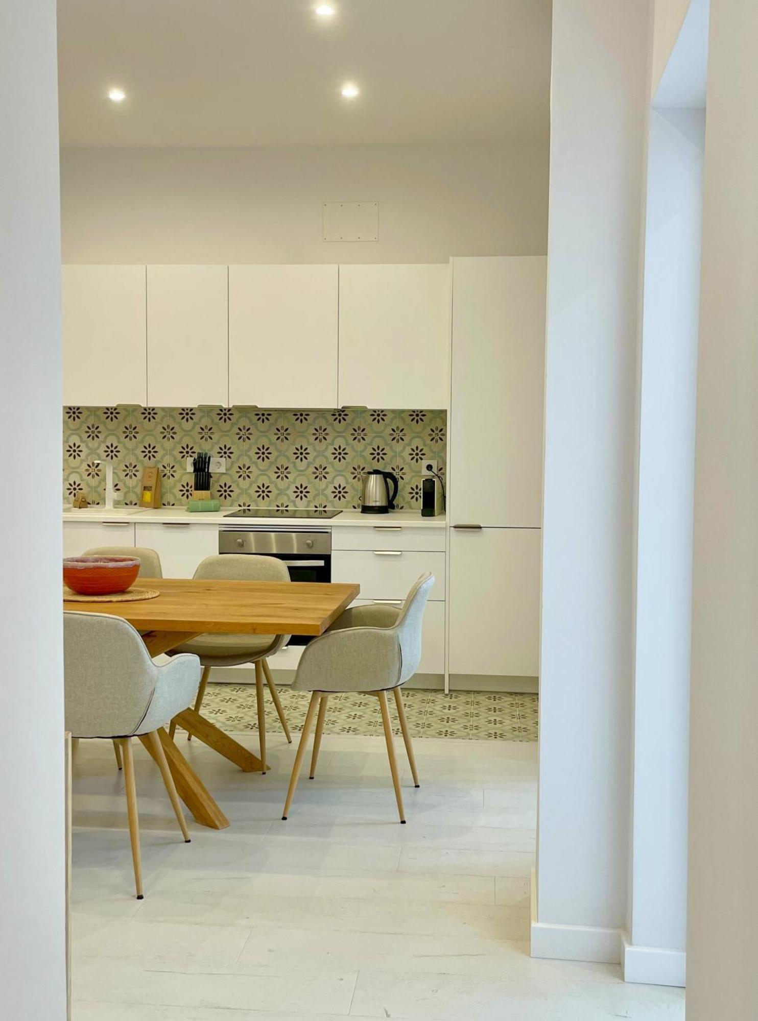 Piso Familiar Con Tres Habitaciones En La Goleta Málaga Kültér fotó